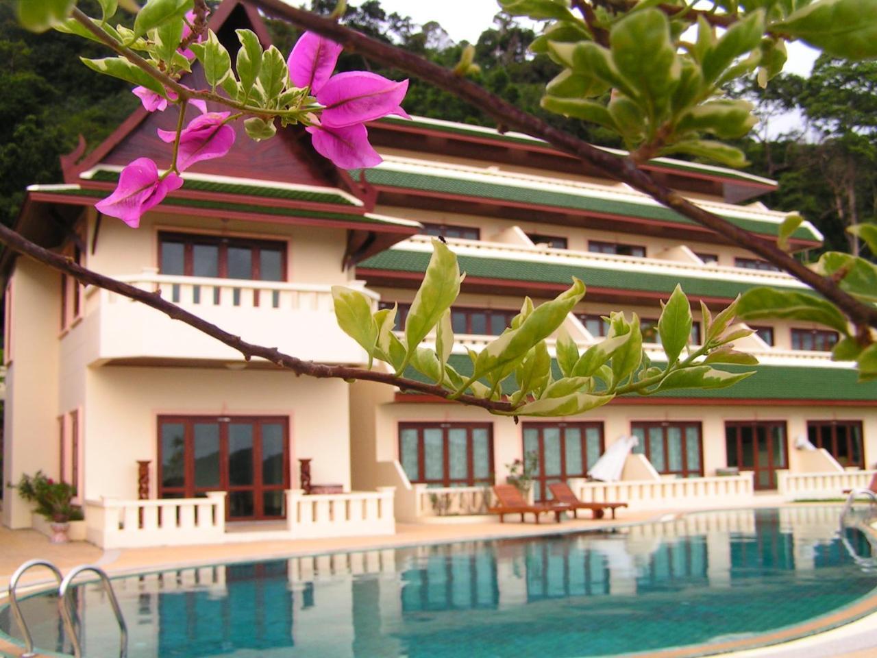 Prince Edouard Apartments & Resort Sha Extra Plus Patong Exterior foto